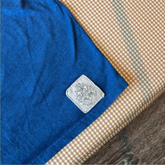 Universal Studios Ravenclaw Team Captain Quidditch
T-Shirt. Blue. Men's medium - Picture 4 of 7